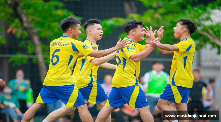 db真人旗舰平台汇聚激情，创造传奇！